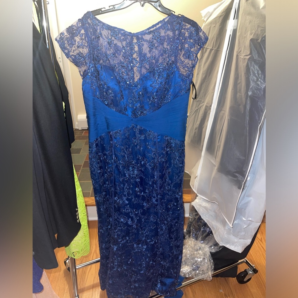 Mother of bride dress - Picture 2 of 3